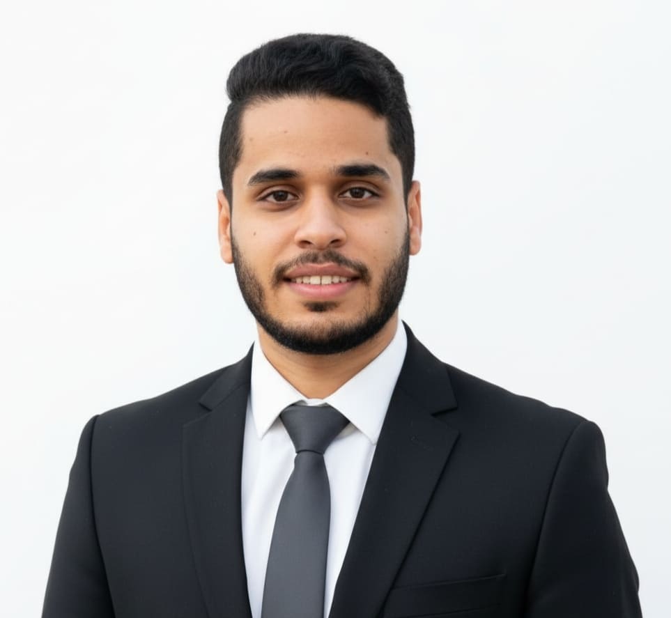 Ahmed Almabhouh working